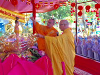 Trang Nghiêm Lễ Rước và Tắm Phật Đản Sinh Tại Chùa Bồ Đề